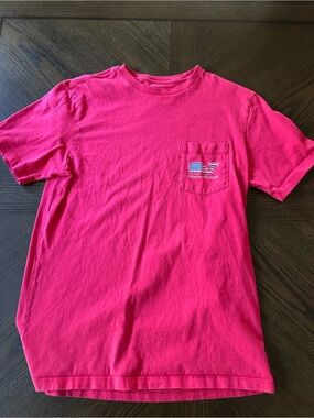 Vineyard Vines Men’s Pocket Tee in Red
